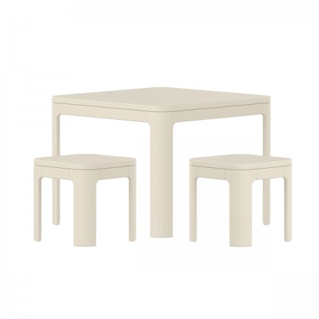 Table de jeux et tabourets...