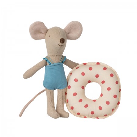 Souris petite soeur avec...