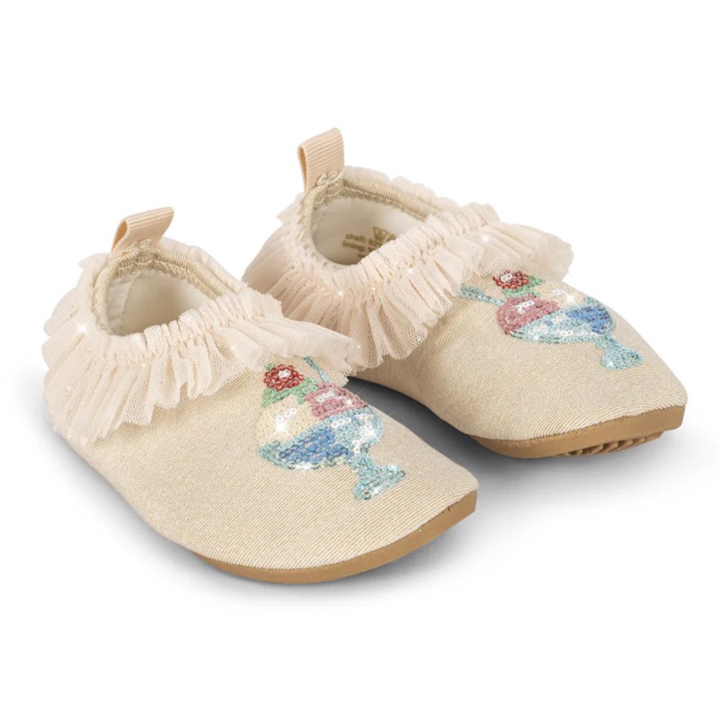 Chaussures de plage...